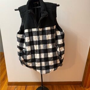 Maurices Black and White Checkered Vest